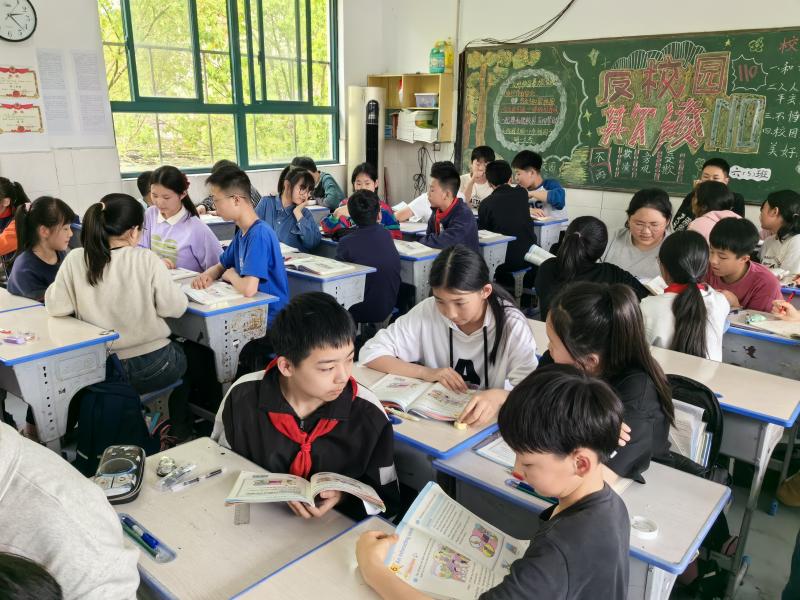 上课照片1.jpg