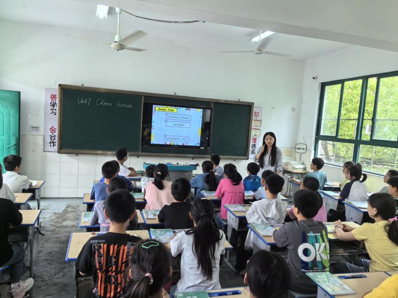 上课照片3.jpg