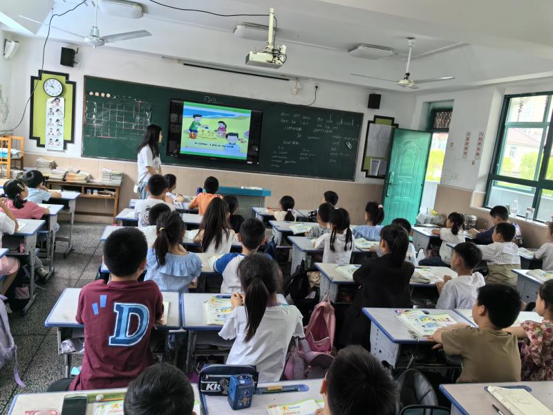 上课照片.jpg