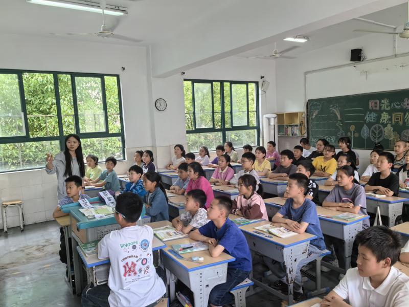 上课照片1.jpg